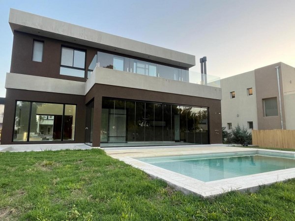 Casa en barrio privado Greenville 