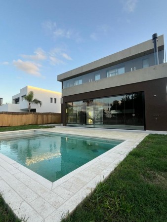 Casa en barrio privado Greenville 