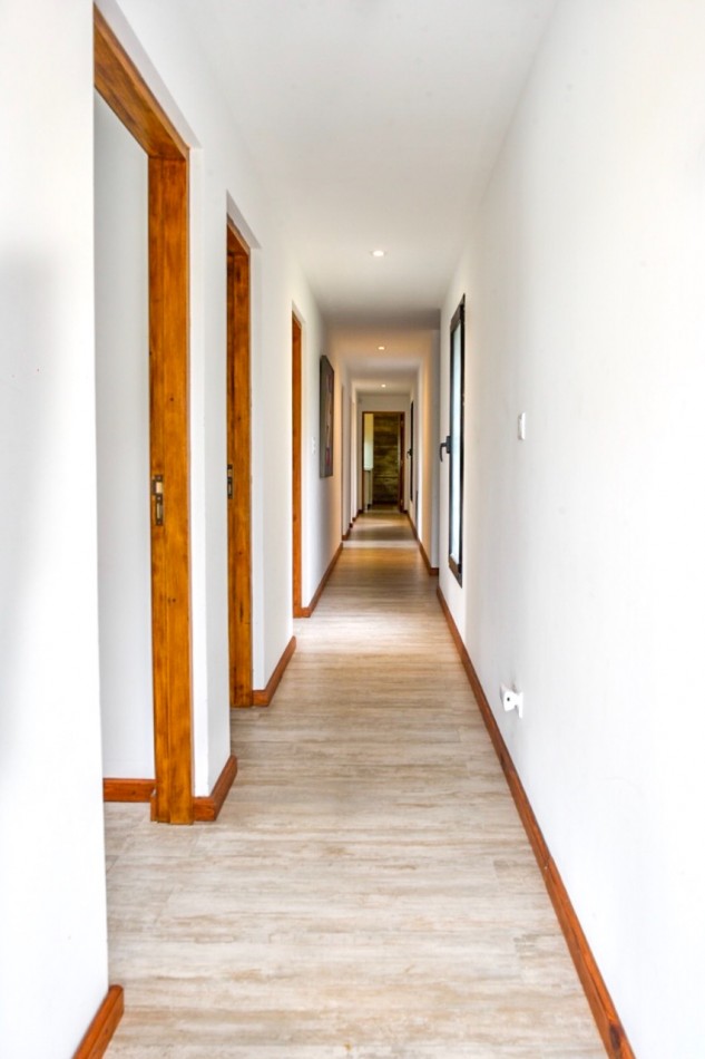 Se Vende Casa Moderna En Costa Esmeralda