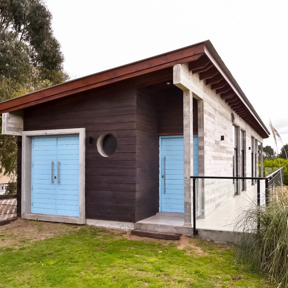 Se Vende Casa Moderna En Costa Esmeralda