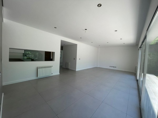 Casa a estrenar en Fincas de Hudson