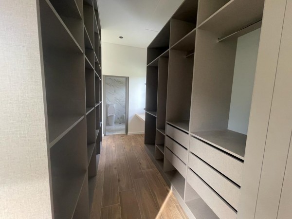Casa a estrenar en Fincas de Hudson