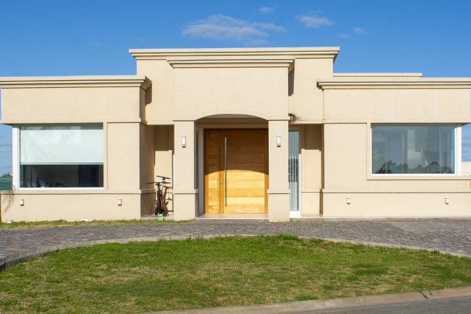 Casa en Barrio Privado Villalobos