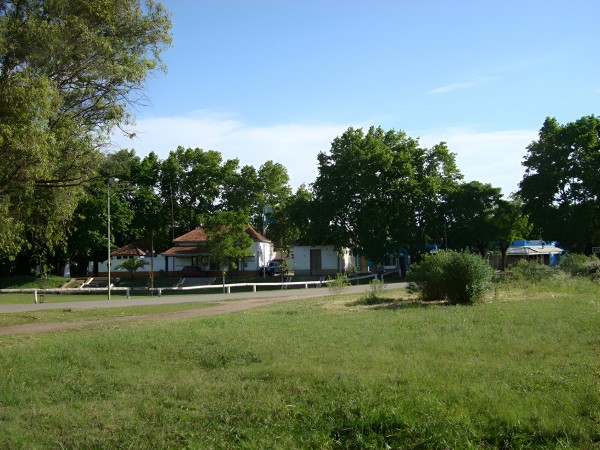Lote en Arturo Segui