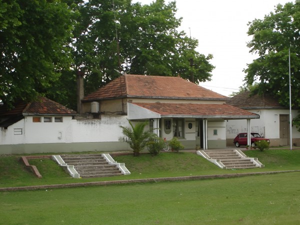 Lote en Arturo Segui