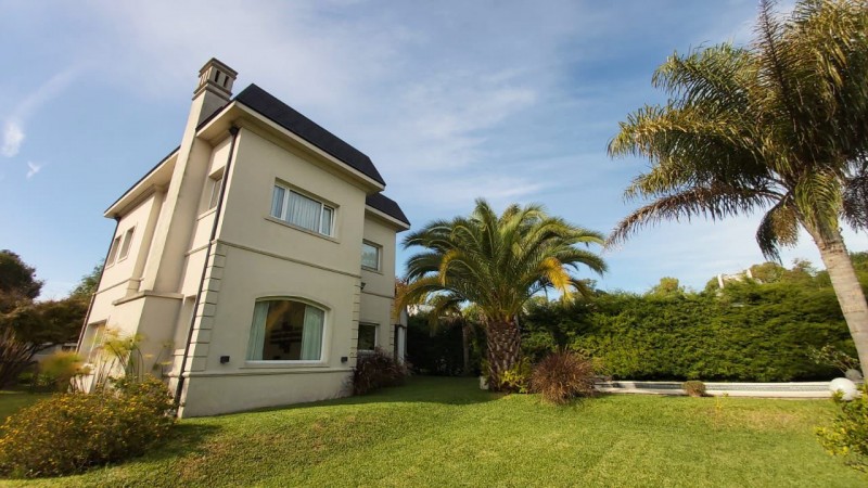 Casa en Fincas de Iraola
