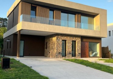 Casa en barrio privado Greenville 